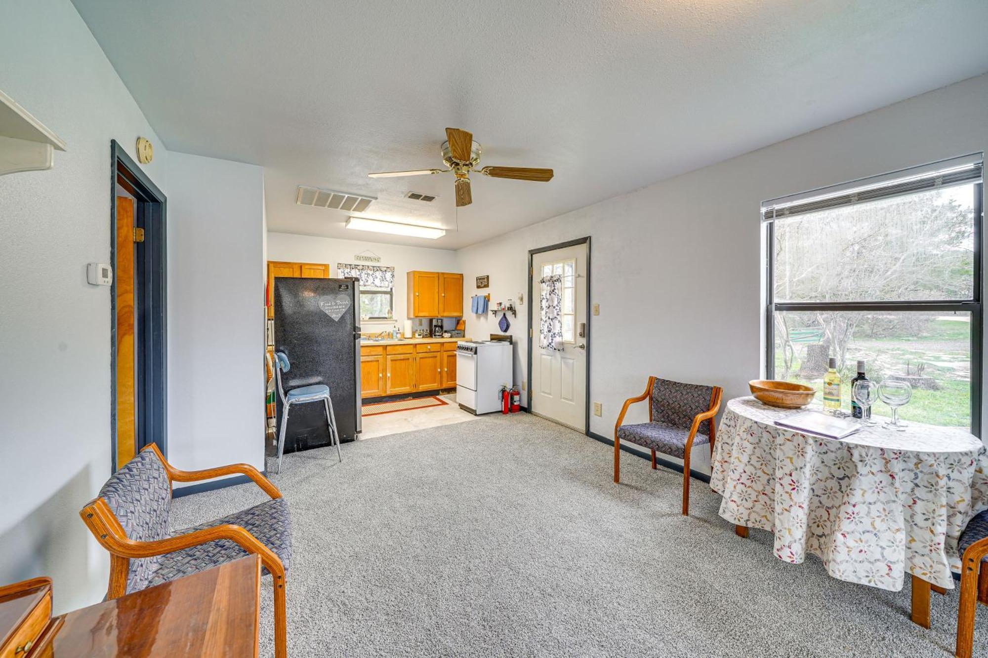 Cozy Kerrville Guest Cottage Near Guadalupe River! Exterior photo